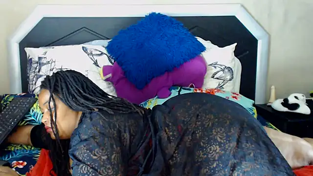 Snapshot of Bulkyyass chatting on March 15, 2025, 3:27 pm Bulkyyass online show from March 15, 2025, 3:27 pm