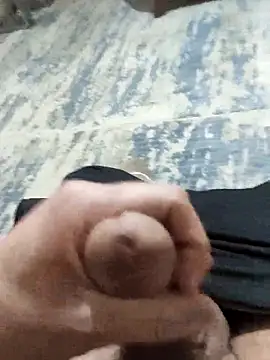 ssikerek23 online show from April 3, 2026, 1:36 am