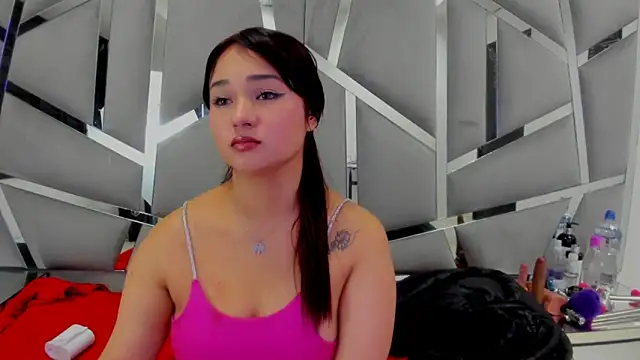 Catherinee69 x online show from March 4, 2025, 7:19 am