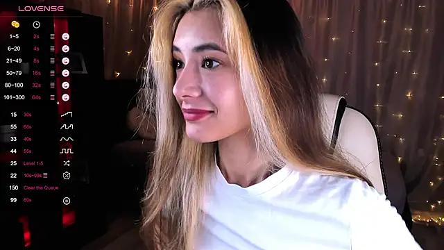 DarlaLike online show from February 6, 2025, 4:21 am