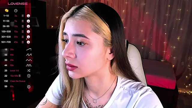 DarlaLike online show from February 10, 2025, 4:30 am