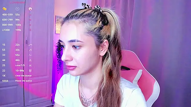 DarlaLike online show from February 22, 2025, 5:23 am