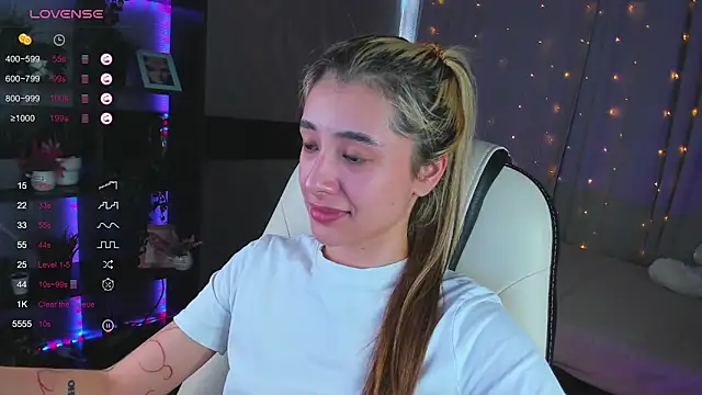 DarlaLike online show from March 20, 2025, 7:14 am