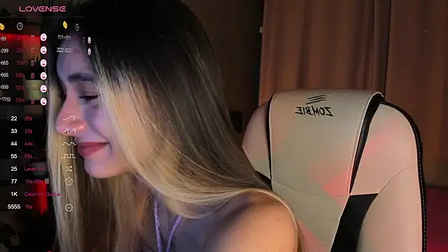 DarlaLike online show from September 15, 2025, 4:12 am