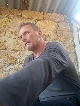 Viause Kentauelle online show from April 25, 2026, 3:53 pm