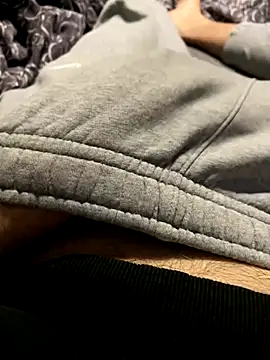 saschboy13 online show from December 16, 2025, 4:12 pm