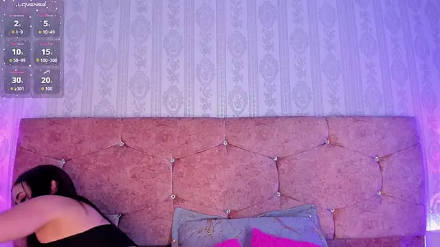 lunar leen online show from October 19, 2025, 2:29 pm