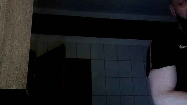 donhulio482 online show from November 1, 2025, 5:26 pm