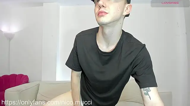 niico 18 online show from December 27, 2024, 8:56 am