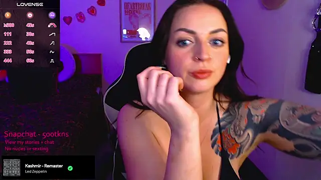 Billiexxox online show from January 15, 2025, 8:37 pm