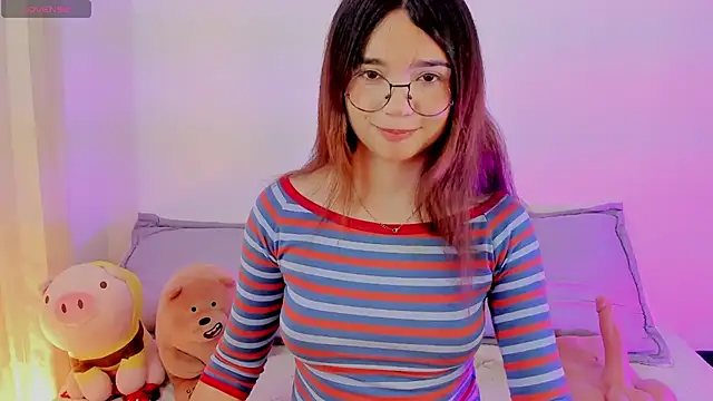 Snapshot of Lovely_celestte chatting on June 2, 2026, 1:18 am Lovely celestte online show from June 2, 2026, 1:18 am