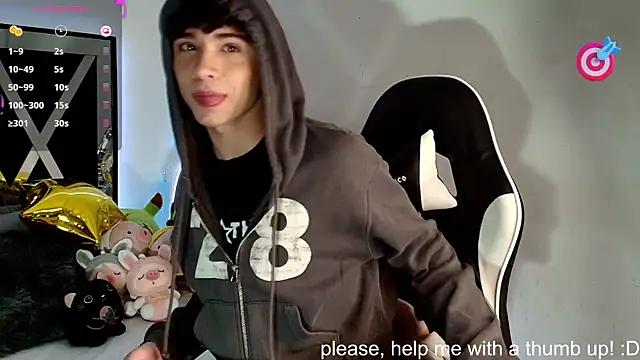 Snapshot of Niico_Cruz chatting on December 12, 2024, 8:57 am Niico Cruz online show from December 12, 2024, 8:57 am