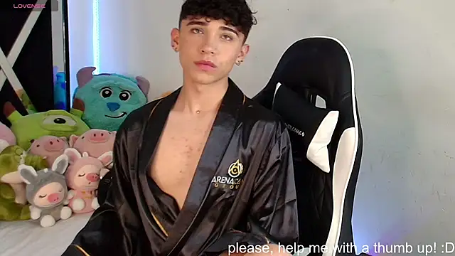 Snapshot of Niico_Cruz chatting on December 29, 2024, 5:42 am Niico Cruz online show from December 29, 2024, 5:42 am