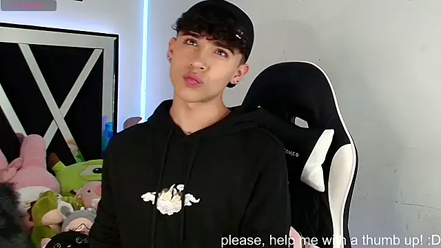 Snapshot of Niico_Cruz chatting on December 31, 2024, 3:01 am Niico Cruz online show from December 31, 2024, 3:01 am