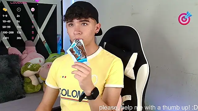 Snapshot of Niico_Cruz chatting on January 10, 2025, 7:14 am Niico Cruz online show from January 10, 2025, 7:14 am