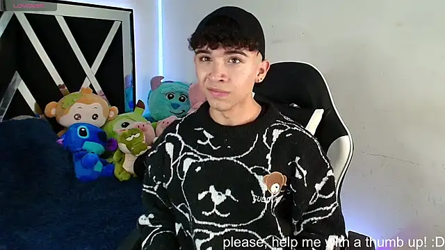 Snapshot of Niico_Cruz chatting on January 13, 2025, 1:34 am Niico Cruz online show from January 13, 2025, 1:34 am