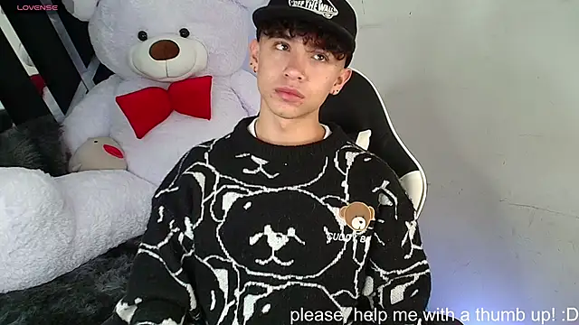 Snapshot of Niico_Cruz chatting on January 31, 2025, 4:36 am Niico Cruz online show from January 31, 2025, 4:36 am