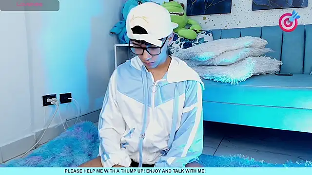 Snapshot of Niico_Cruz chatting on March 8, 2025, 4:28 pm Niico Cruz online show from March 8, 2025, 4:28 pm