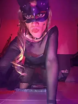 kandyloves online show from October 16, 2025, 10:05 am