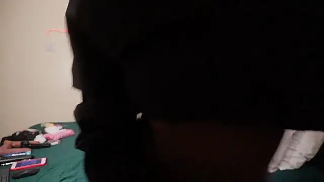  Watuluv  online show from February 15, 2025, 7:28 pm