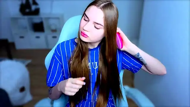 StellaLawless online show from November 21, 2025, 9:13 pm