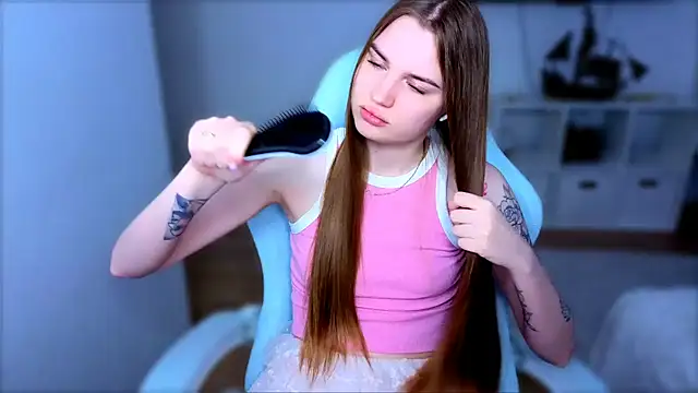 StellaLawless online show from December 19, 2025, 8:27 pm