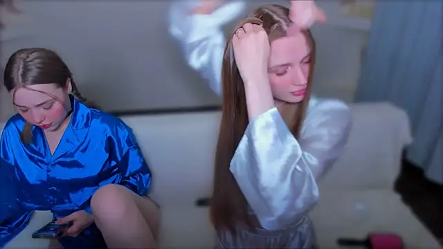 StellaLawless online show from April 19, 2026, 4:39 pm