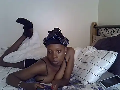 Sweet Bear online show from March 10, 2025, 4:38 am