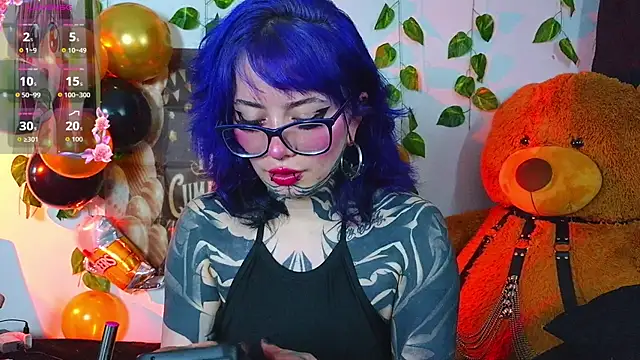 Snapshot of annie_berry chatting on June 27, 2026, 4:39 am annie berry online show from June 27, 2026, 4:39 am