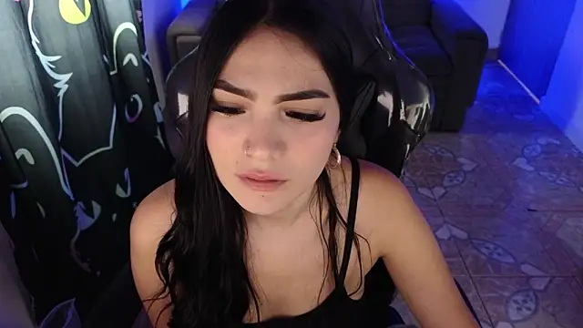 Snapshot of keity_moon chatting on May 14, 2026, 1:51 pm keity moon online show from May 14, 2026, 1:51 pm