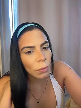 valecruz903 online show from February 21, 2026, 10:00 pm