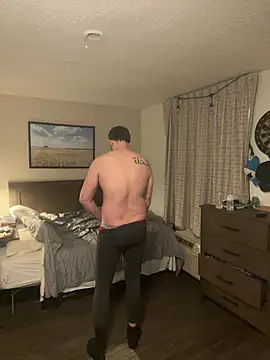 TheOnlyTwinTowers online show from February 19, 2026, 6:20 am