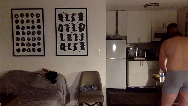 TheOnlyTwinTowers online show from April 15, 2026, 6:42 am