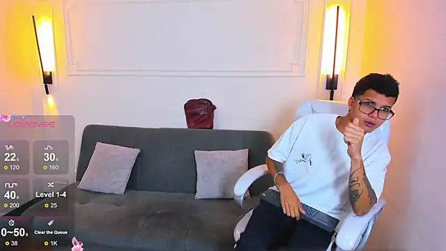 Paradise boy s online show from April 21, 2026, 2:01 pm