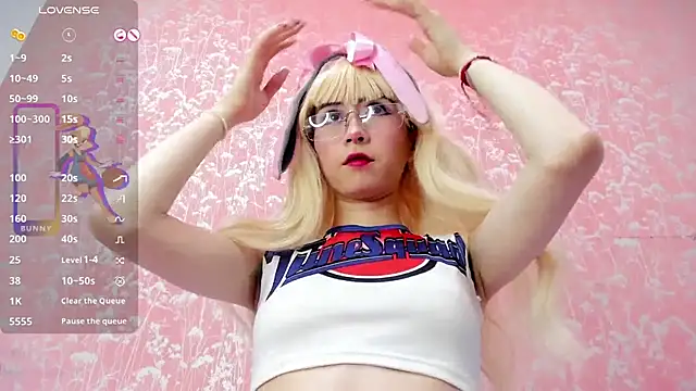 NEZUKO MITSURI online show from April 16, 2026, 4:30 pm