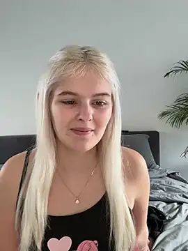 Allylove03 online show from December 30, 2024, 9:59 am