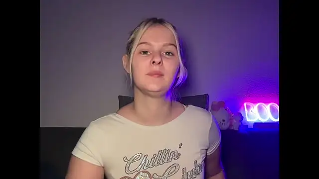 Allylove03 online show from January 10, 2026, 5:42 am