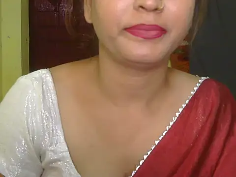 Model-Tanya online show from March 18, 2025, 8:47 am