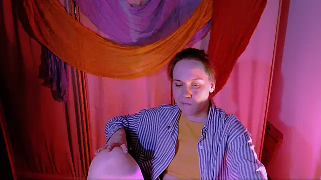 Malinax online show from October 28, 2025, 10:12 pm