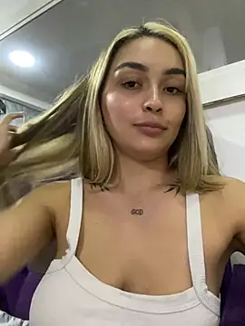 emma oxford online show from February 4, 2025, 11:49 pm