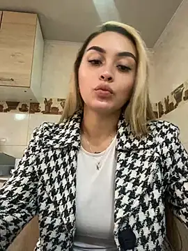 emma oxford online show from February 27, 2025, 8:09 pm