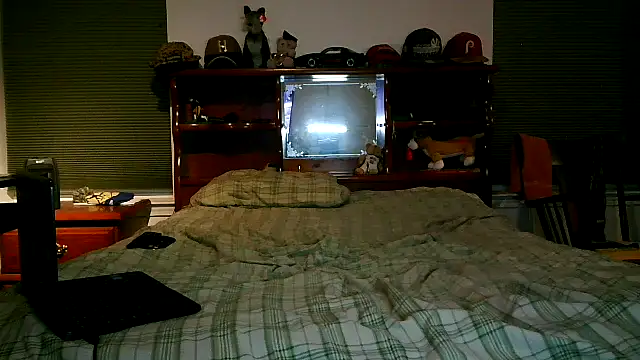 Snapshot of pimpdaddy4ever chatting on May 10, 2026, 2:39 am pimpdaddy4ever online show from May 10, 2026, 2:39 am