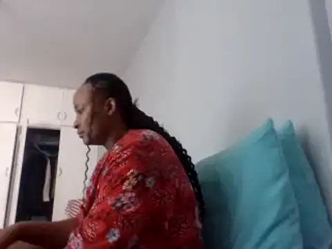 BabeAssXX online show from March 5, 2025, 9:05 am