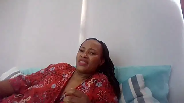 BabeAssXX online show from February 2, 2026, 2:05 pm