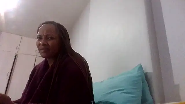 BabeAssXX online show from April 23, 2026, 6:25 am