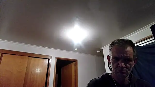 TooFknHorny7676xh online show from June 1, 2026, 5:03 pm