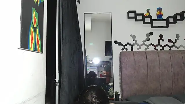 Liza Thurner online show from December 7, 2024, 3:58 am