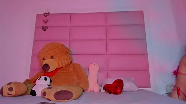 little-Emma online show from January 26, 2025, 3:06 am