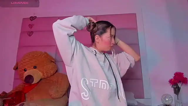 little-Emma online show from January 27, 2025, 3:15 am