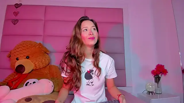 little-Emma online show from January 31, 2025, 3:20 am